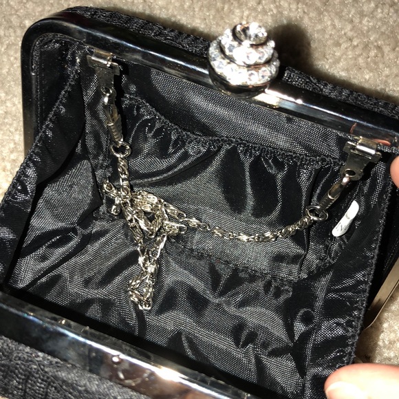 Bejeweled Lace Clutch - Picture 2 of 4